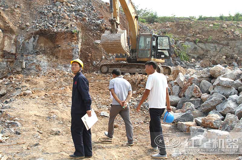 考察客户场地情况、指导安装